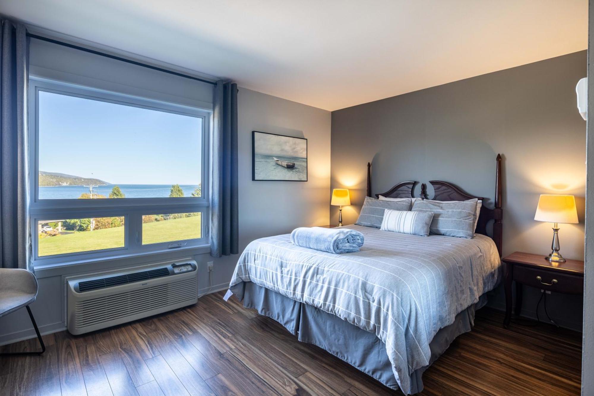 لا مالباي Motel Le Point De Vue المظهر الخارجي الصورة