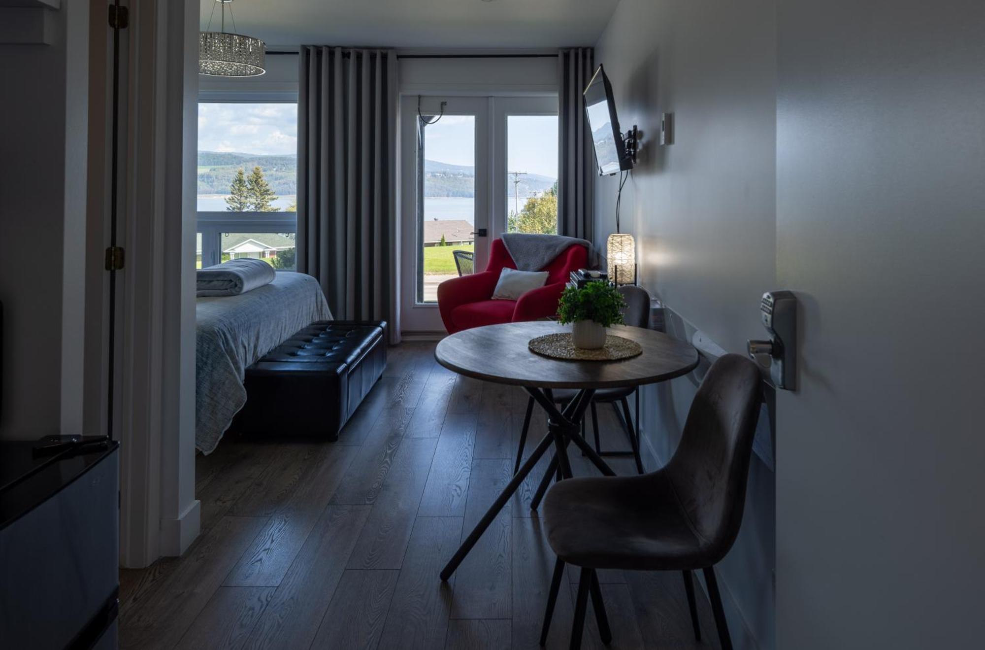 لا مالباي Motel Le Point De Vue المظهر الخارجي الصورة